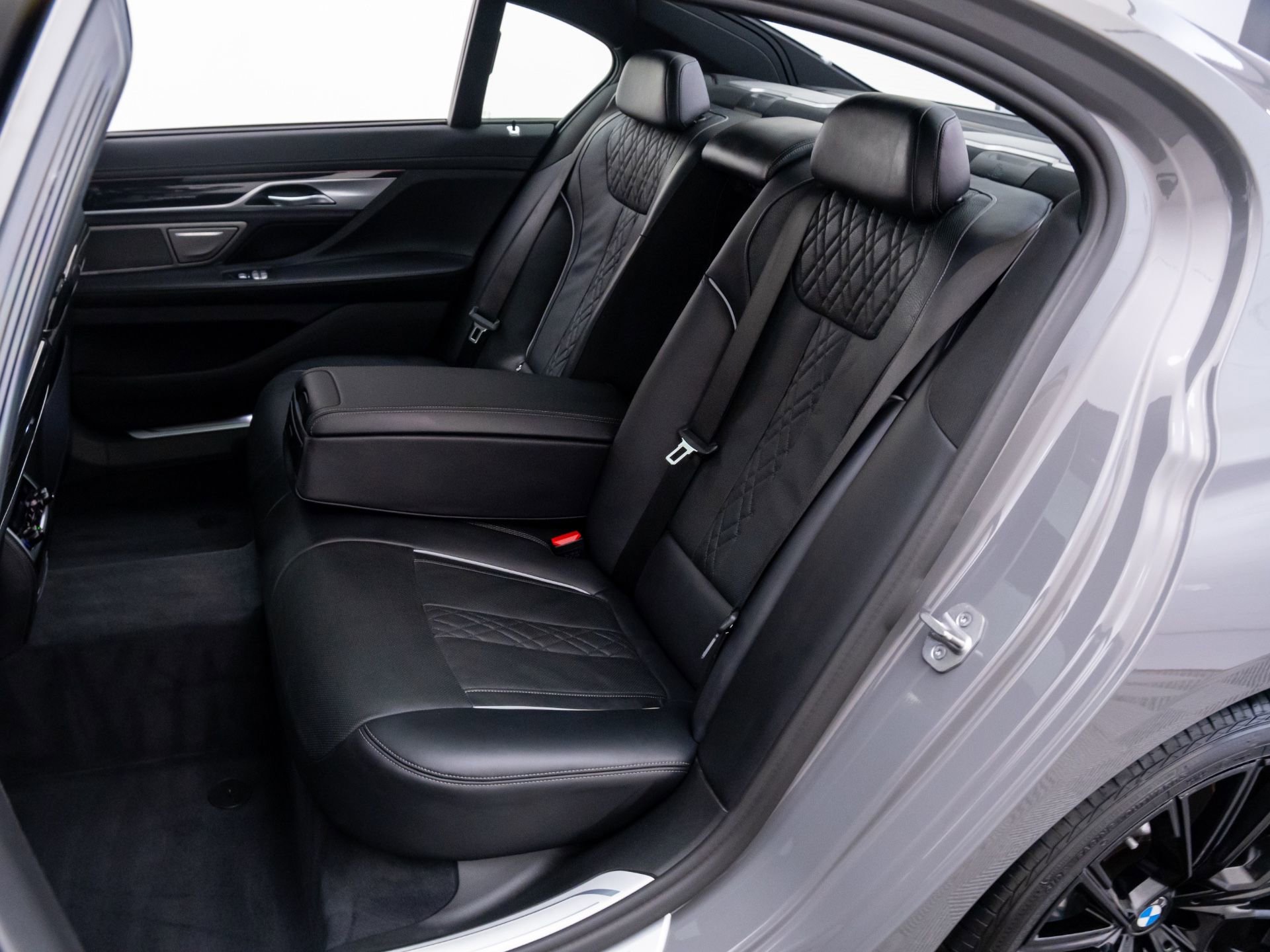 Certified 2022 BMW 750i xDrive 750i xDrive w/ Executive Package image 17