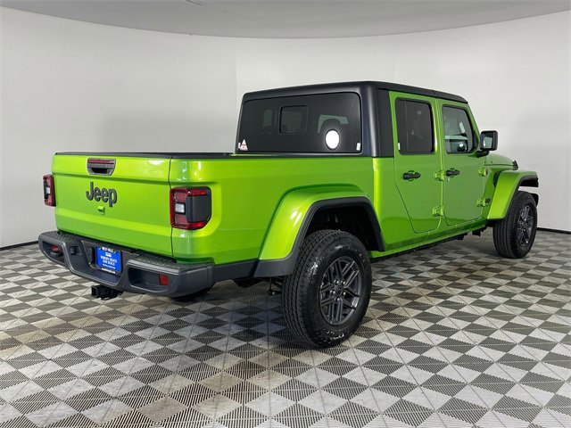 New 2025 Jeep Gladiator Sport image 26