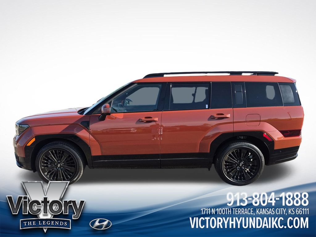 Used 2025 Hyundai Santa Fe Calligraphy FWD image 2