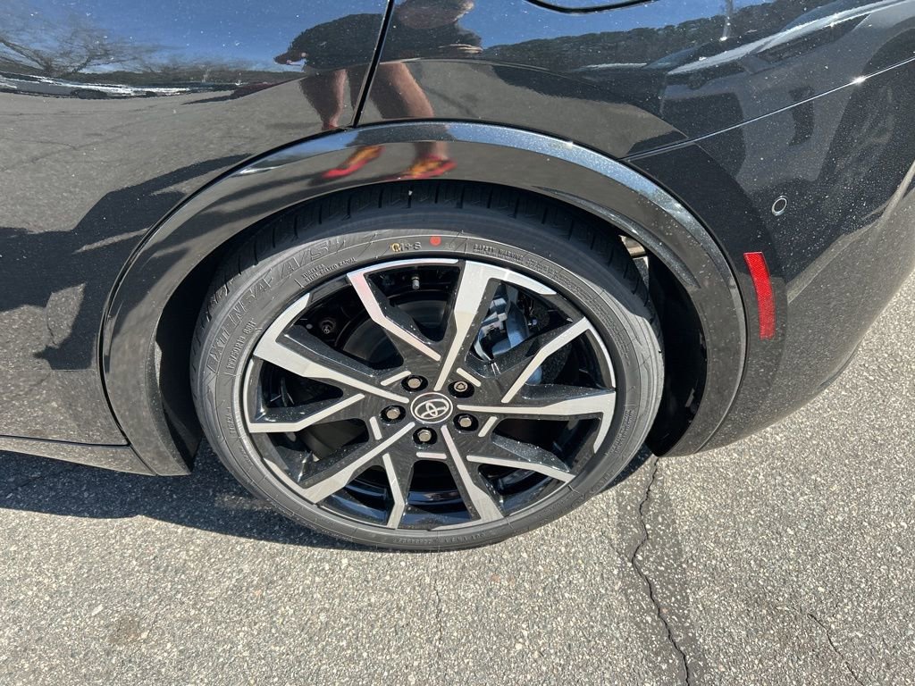 New 2026 Toyota Prius Plug-In Hybrid image 13