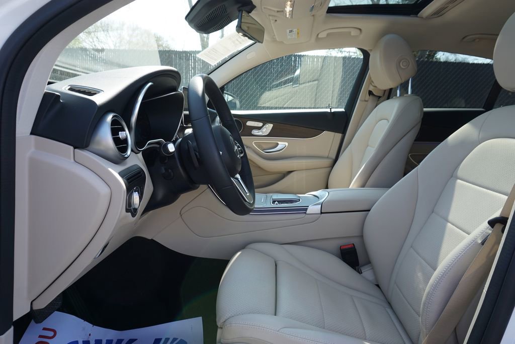 Used 2022 Mercedes-Benz GLC 300 4MATIC Coupe image 14
