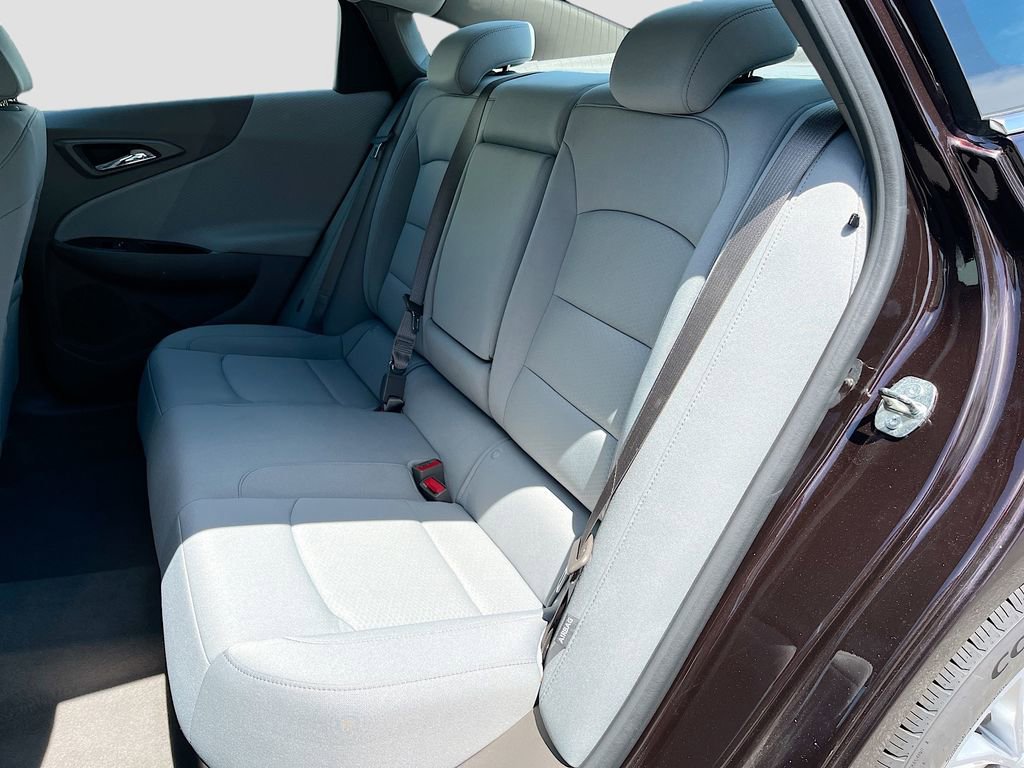 Used 2020 Chevrolet Malibu LT FWD image 28