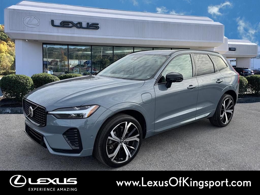 Used 2022 Volvo XC60 T8 R-Design w/ Advanced Package AWD/4WD image 1