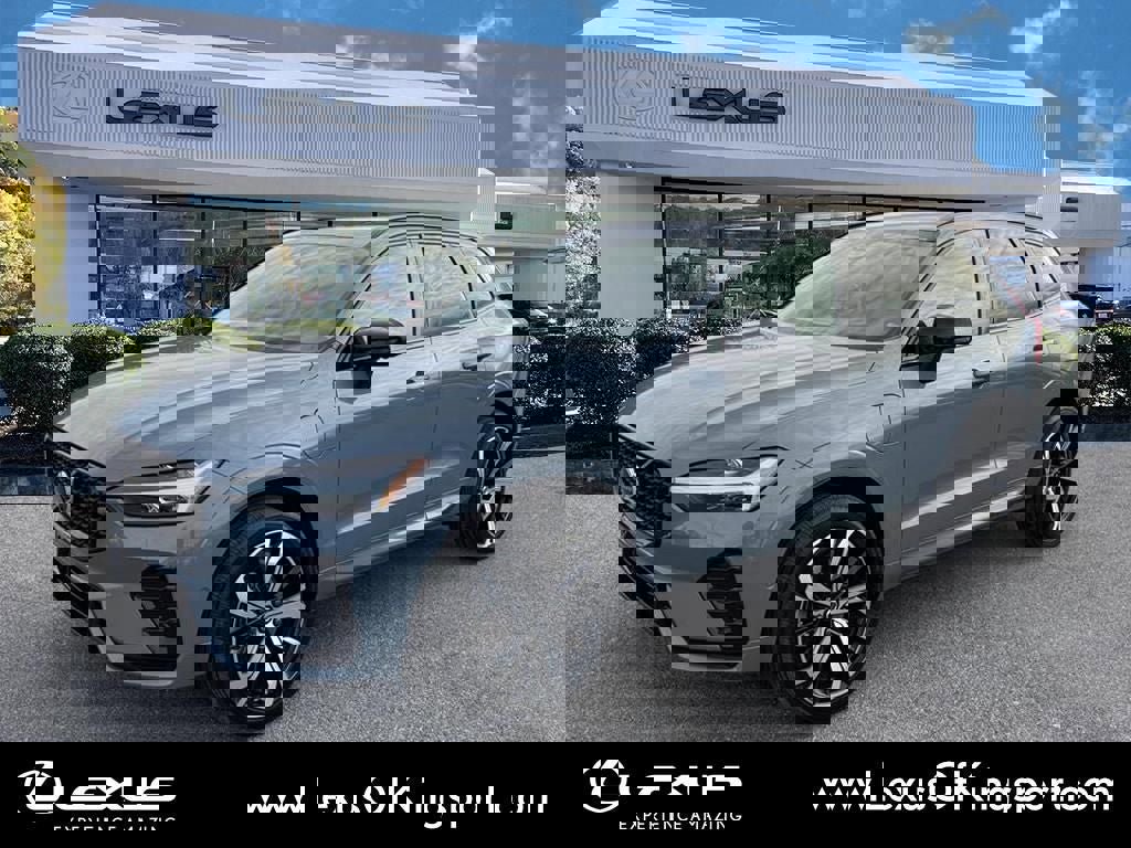 Used 2022 Volvo XC60 T8 R-Design w/ Advanced Package image 1