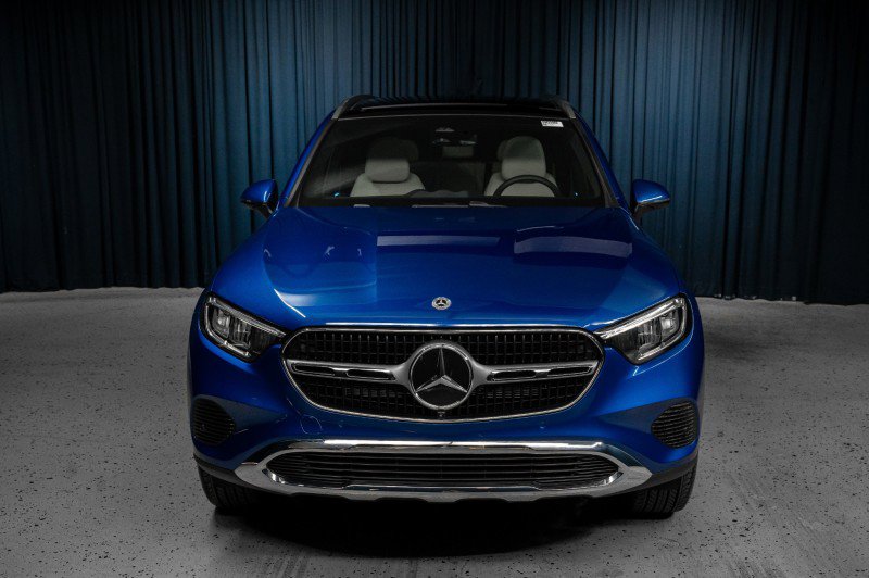 Certified 2026 Mercedes-Benz GLC 300 image 2