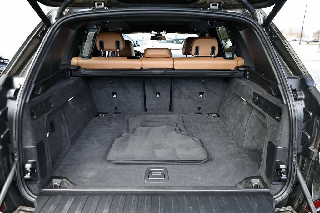 Used 2022 BMW X5 xDrive40i w/ M Sport Package image 30