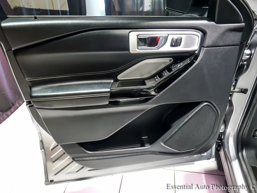 Used 2021 Ford Explorer ST w/ ST Street Pack image 28