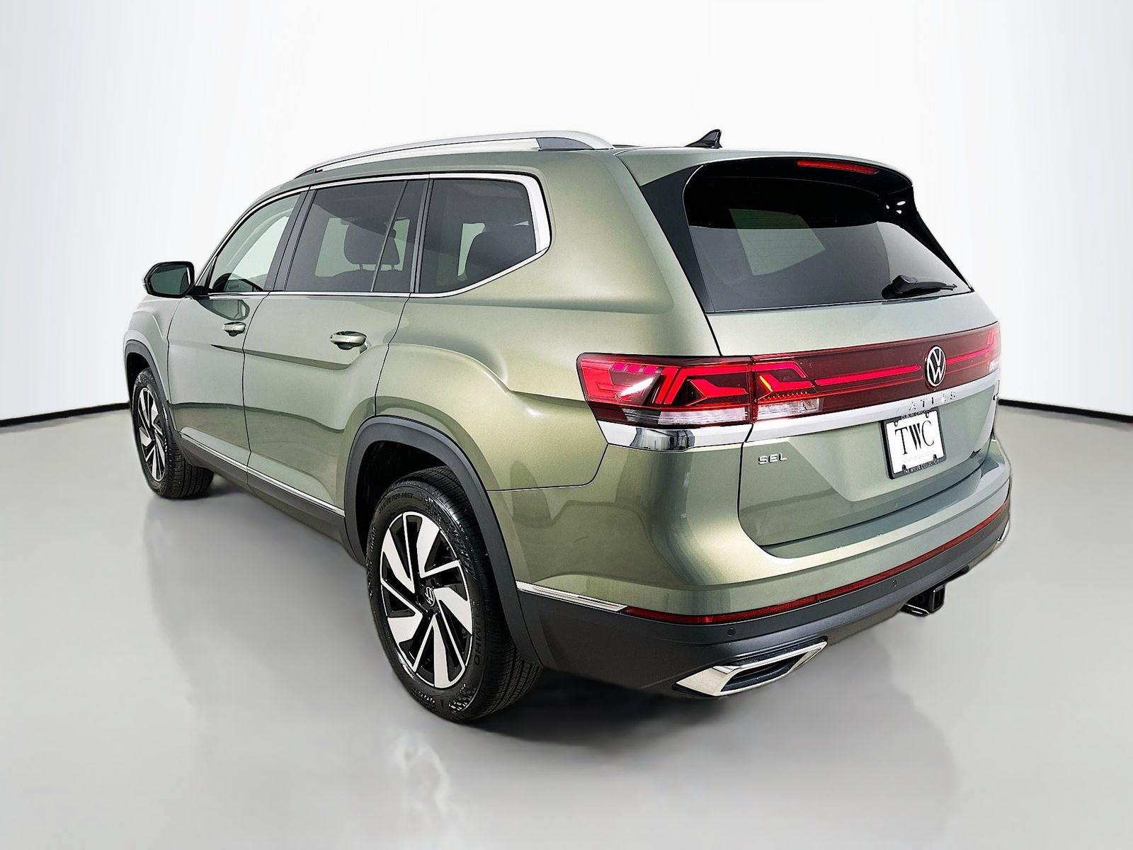 New 2026 Volkswagen Atlas SEL AWD/4WD image 7