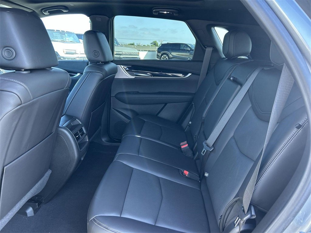 New 2025 Cadillac XT5 Premium Luxury image 25