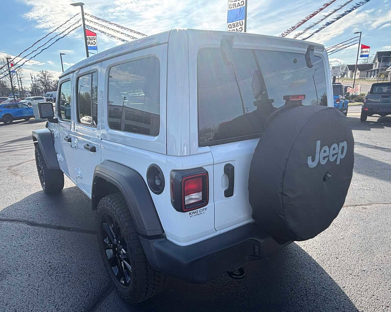 Used 2022 Jeep Wrangler Unlimited Sport w/ Sun And Sound Package image 8