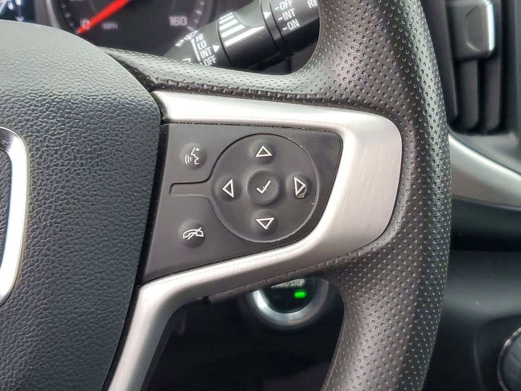 Used 2023 GMC Terrain SLE w/ Driver Convenience Package image 15
