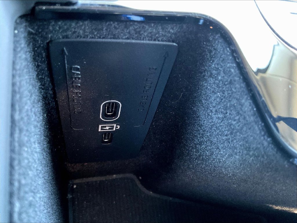 Used 2024 Volvo S60 B5 Core AWD/4WD image 18