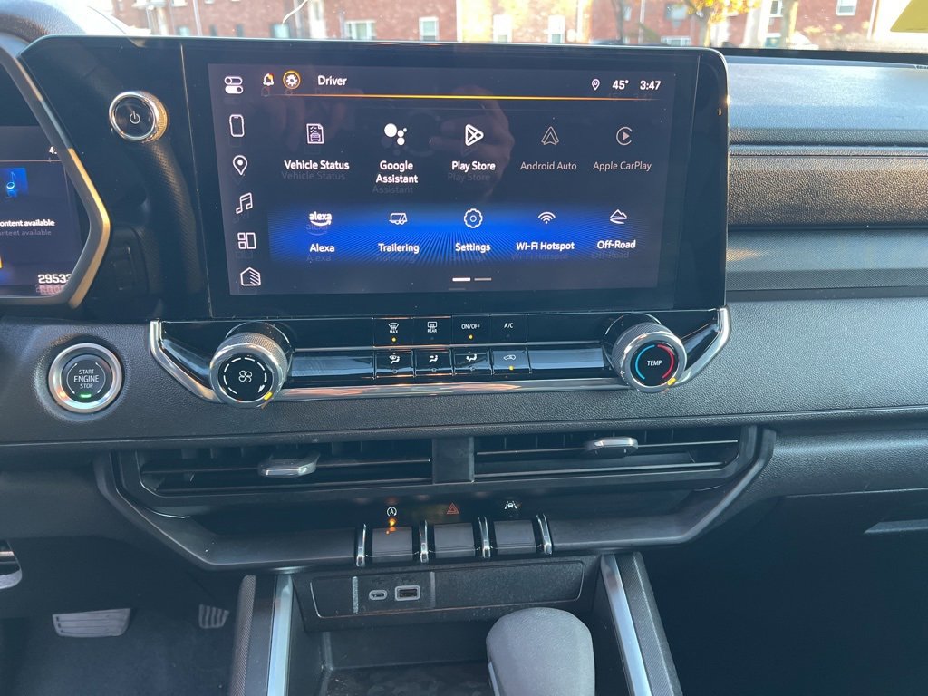 Used 2024 Chevrolet Colorado Trail Boss w/ Advanced Trailering Package image 19