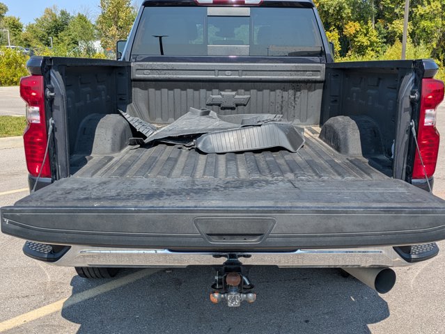 Used 2024 Chevrolet Silverado 2500 LT w/ Convenience Package image 22