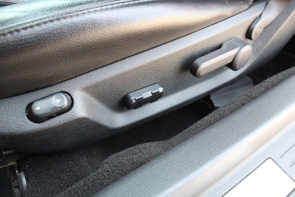 Used 2007 Ford Mustang GT RWD image 3