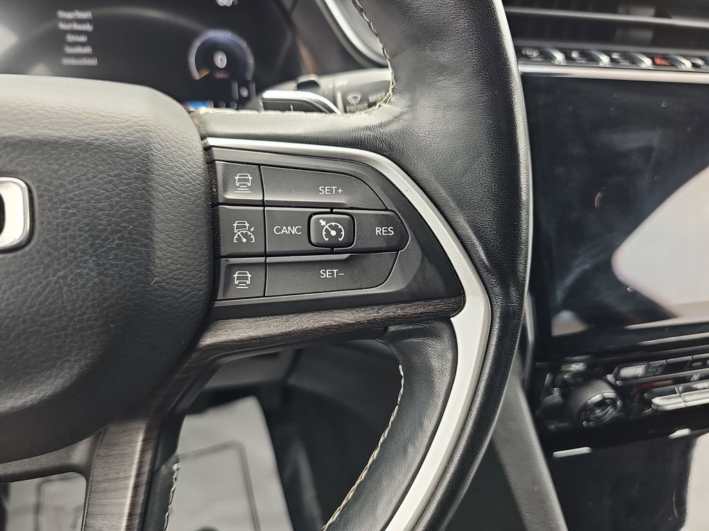 Used 2021 Jeep Grand Cherokee L Limited image 23