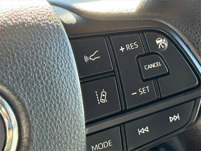 Used 2024 Toyota Sienna LE image 13