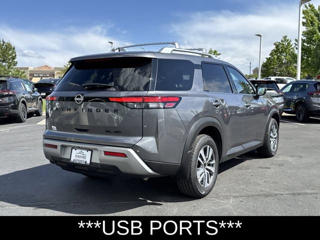 Used 2023 Nissan Pathfinder SL w/ Black Appearance Package AWD/4WD image 5