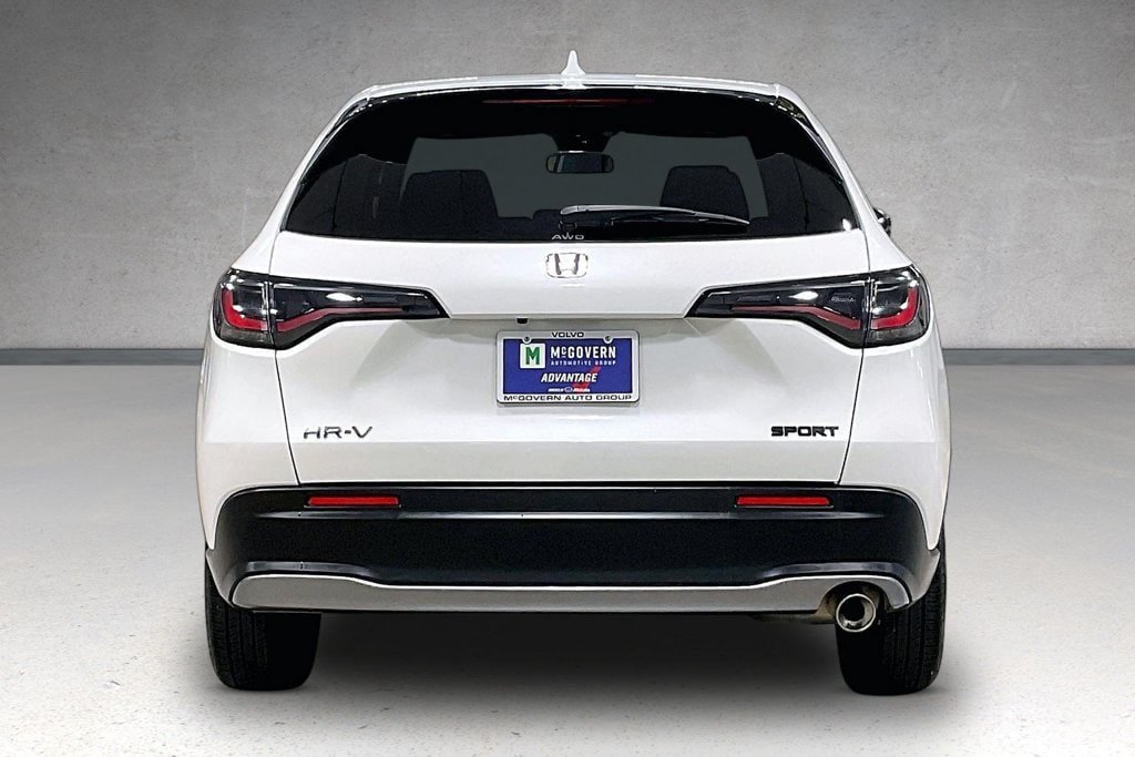 Used 2024 Honda HR-V Sport image 6