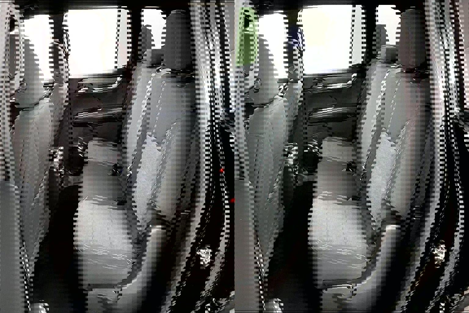 Used 2025 GMC Acadia Elevation image 22