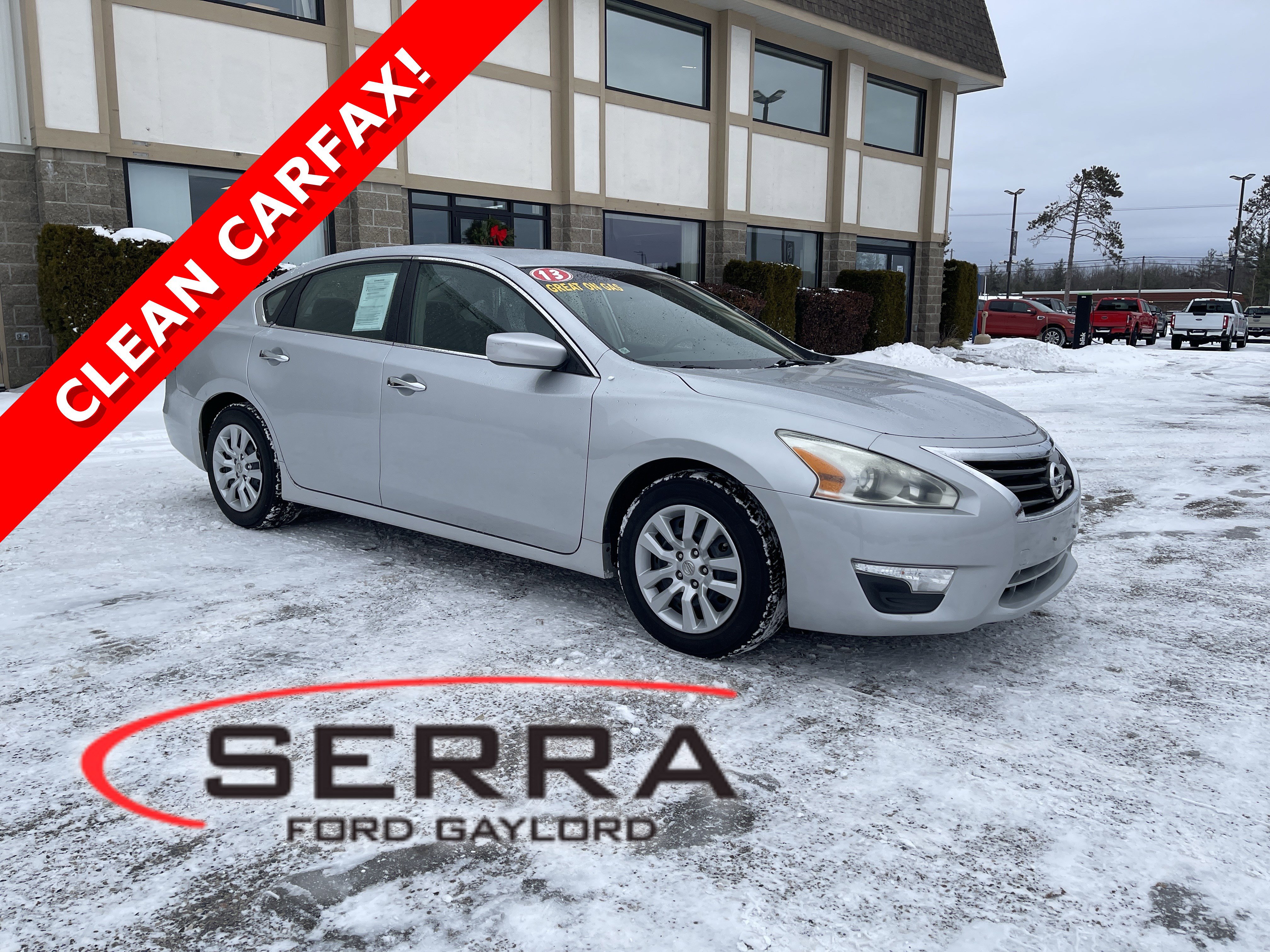 Used 2013 Nissan Altima 2.5 S image 1