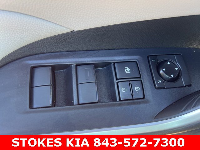 Used 2020 Toyota RAV4 XLE image 16