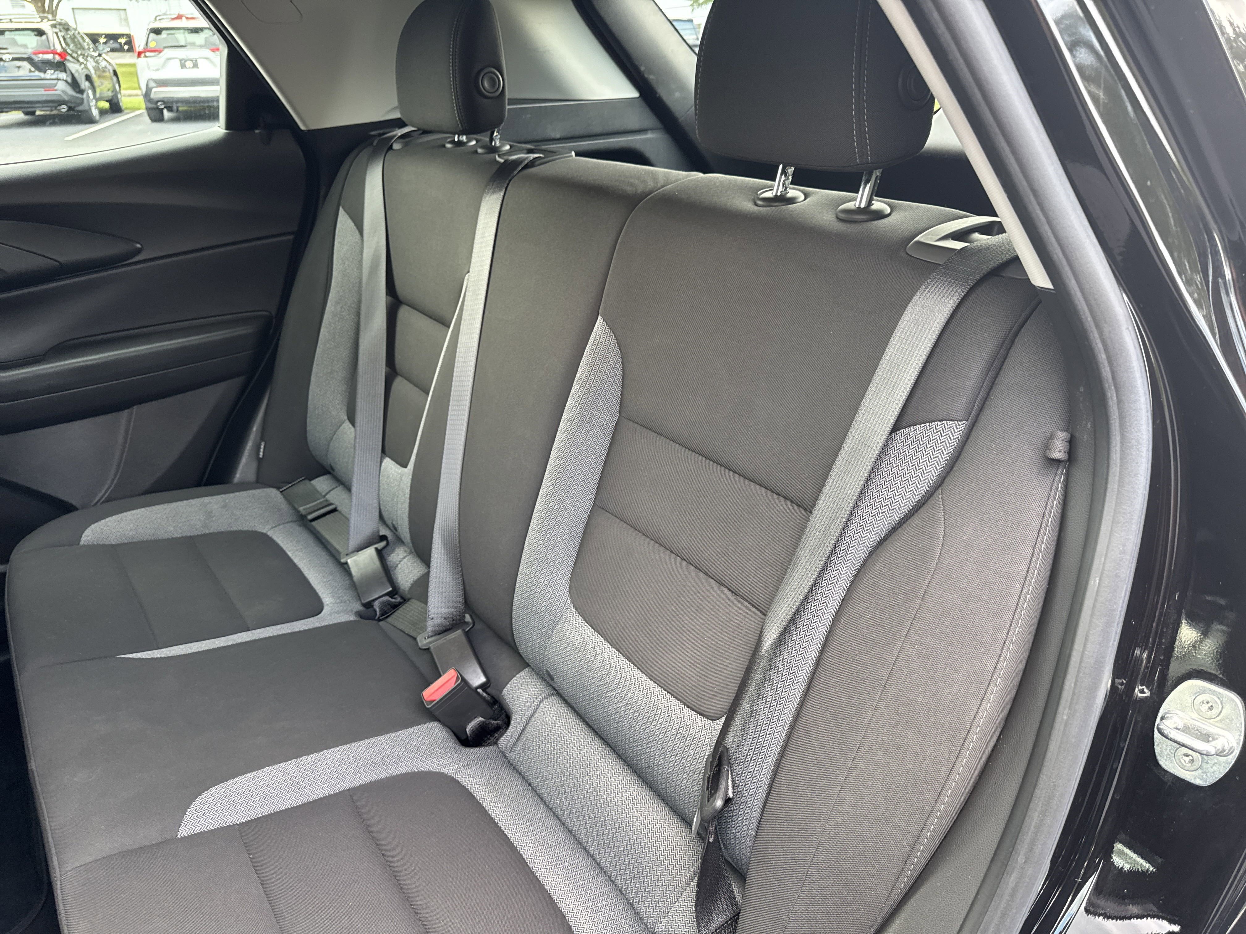 Used 2023 Chevrolet TrailBlazer LS image 24