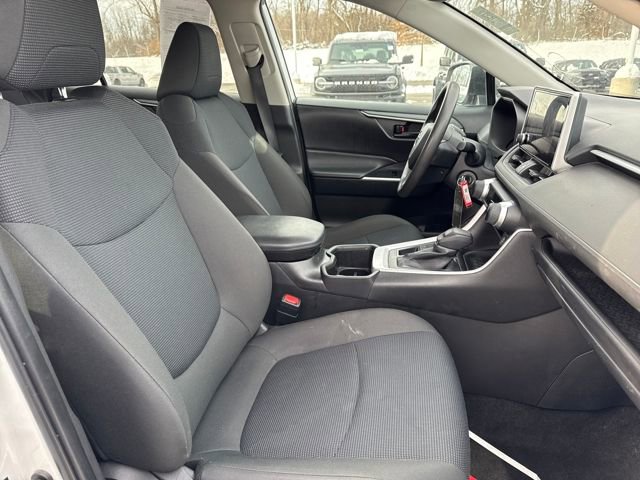 Used 2024 Toyota RAV4 LE image 10