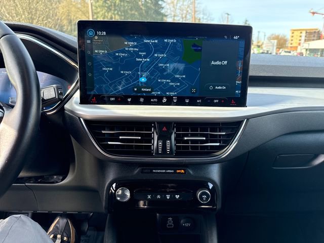 Used 2025 Ford Escape Platinum image 27