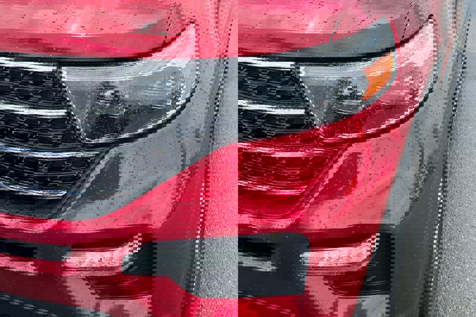 Used 2021 Ford Explorer XLT w/ Equipment Group 202A image 11