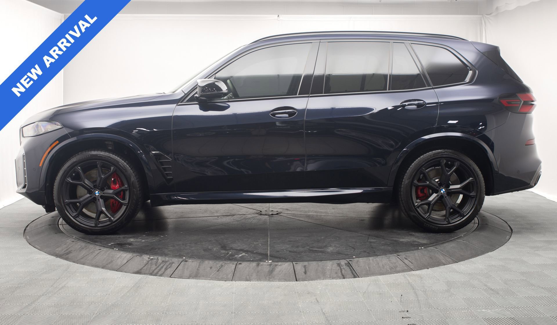 Used 2026 BMW X5 M60i AWD/4WD image 6