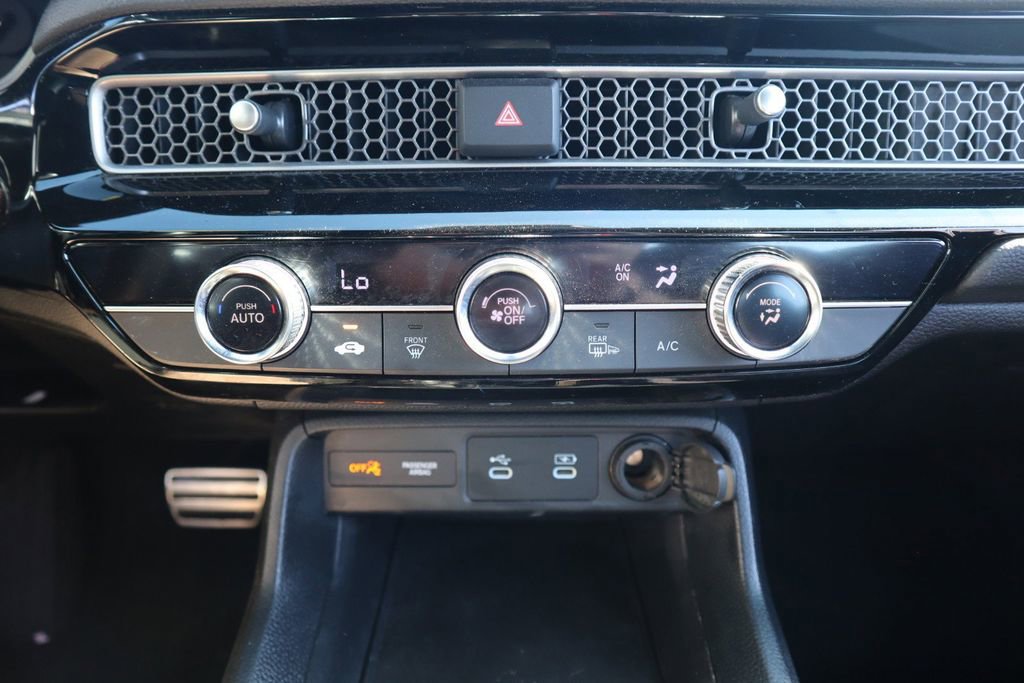 Used 2025 Honda Civic Sport image 26