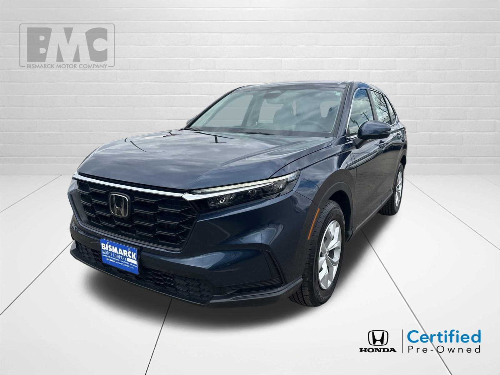 Used 2023 Honda CR-V LX image 1