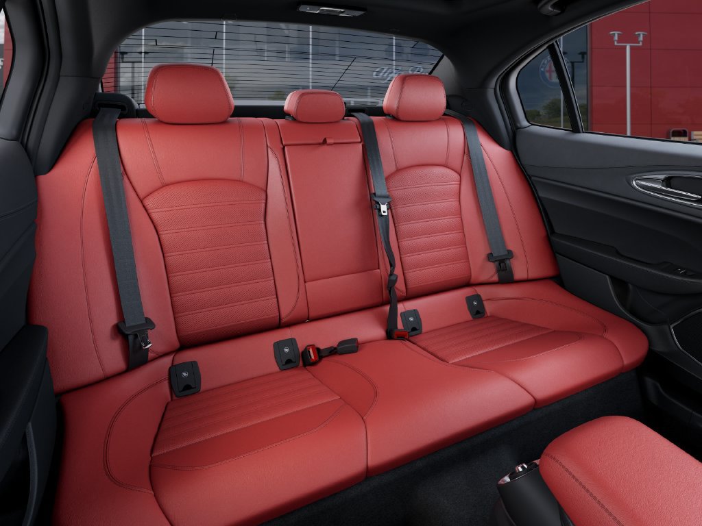 New 2025 Alfa Romeo Giulia AWD w/ Driving Assist Package image 16