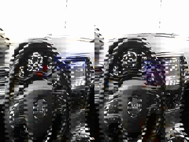 Used 2018 Jeep Grand Cherokee Limited w/ Luxury Group II image 7