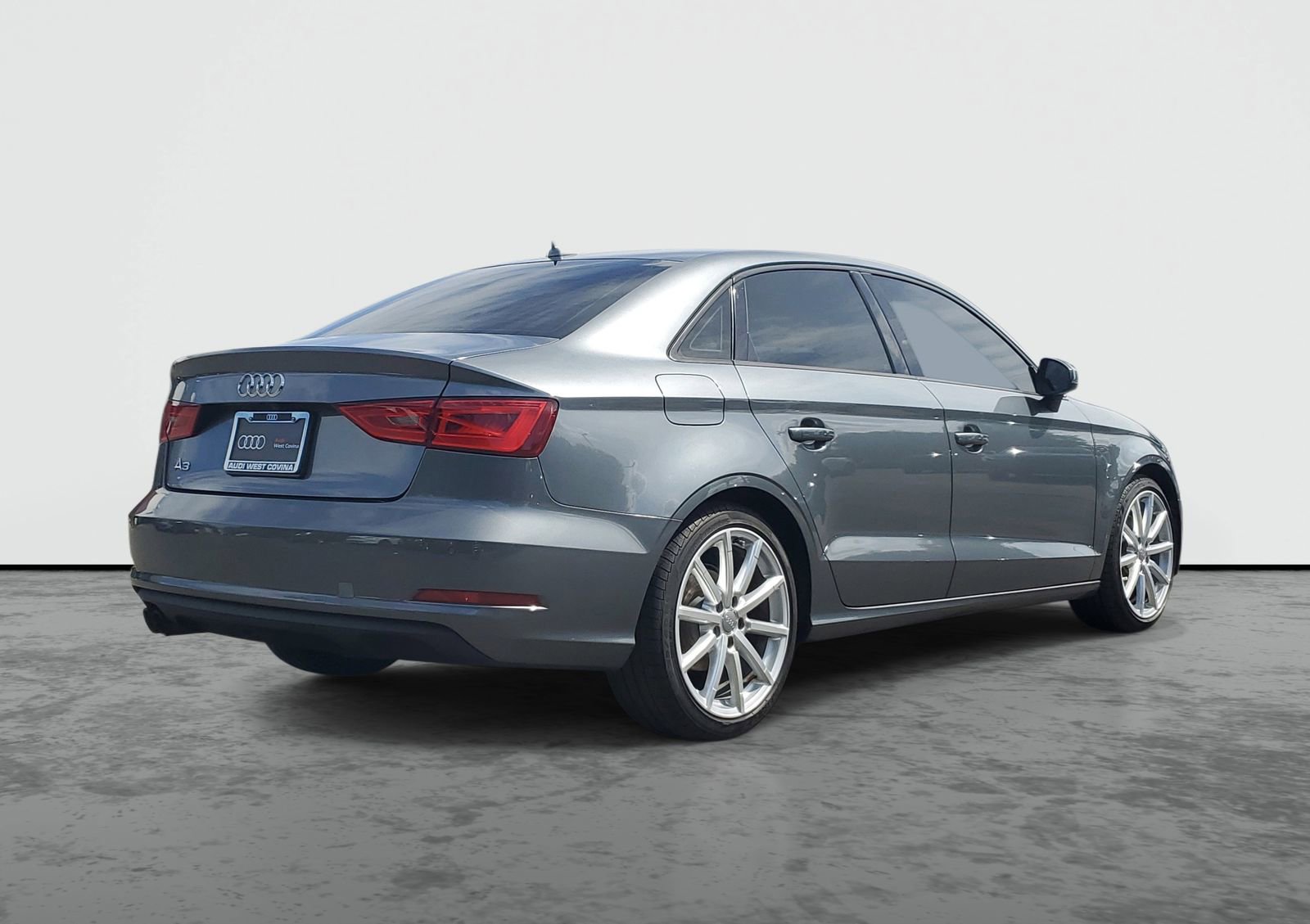 Used 2016 Audi A3 1.8T Premium FWD image 4