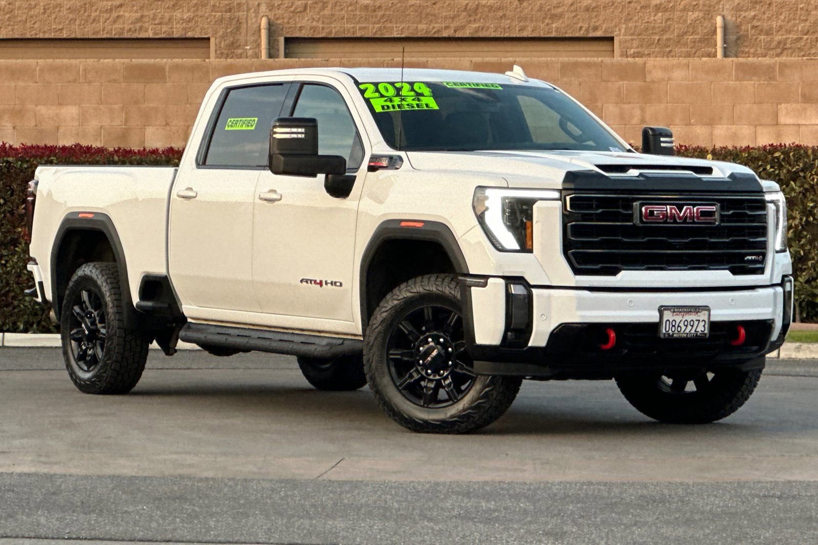 Certified 2024 GMC Sierra 2500 AT4 w/ AT4 Preferred Package image 2