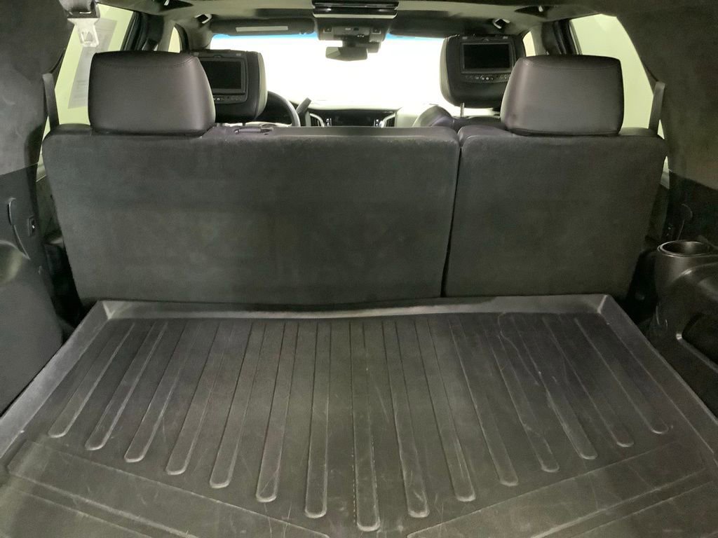 Used 2018 Cadillac Escalade Platinum image 28