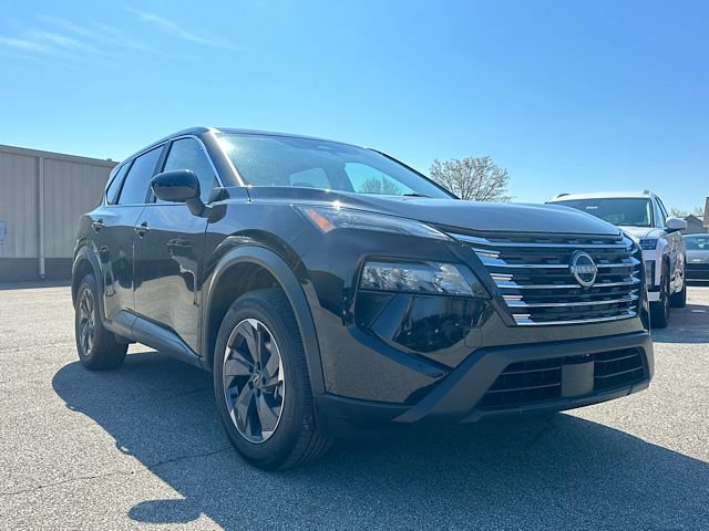 Used 2025 Nissan Rogue SV FWD image 11