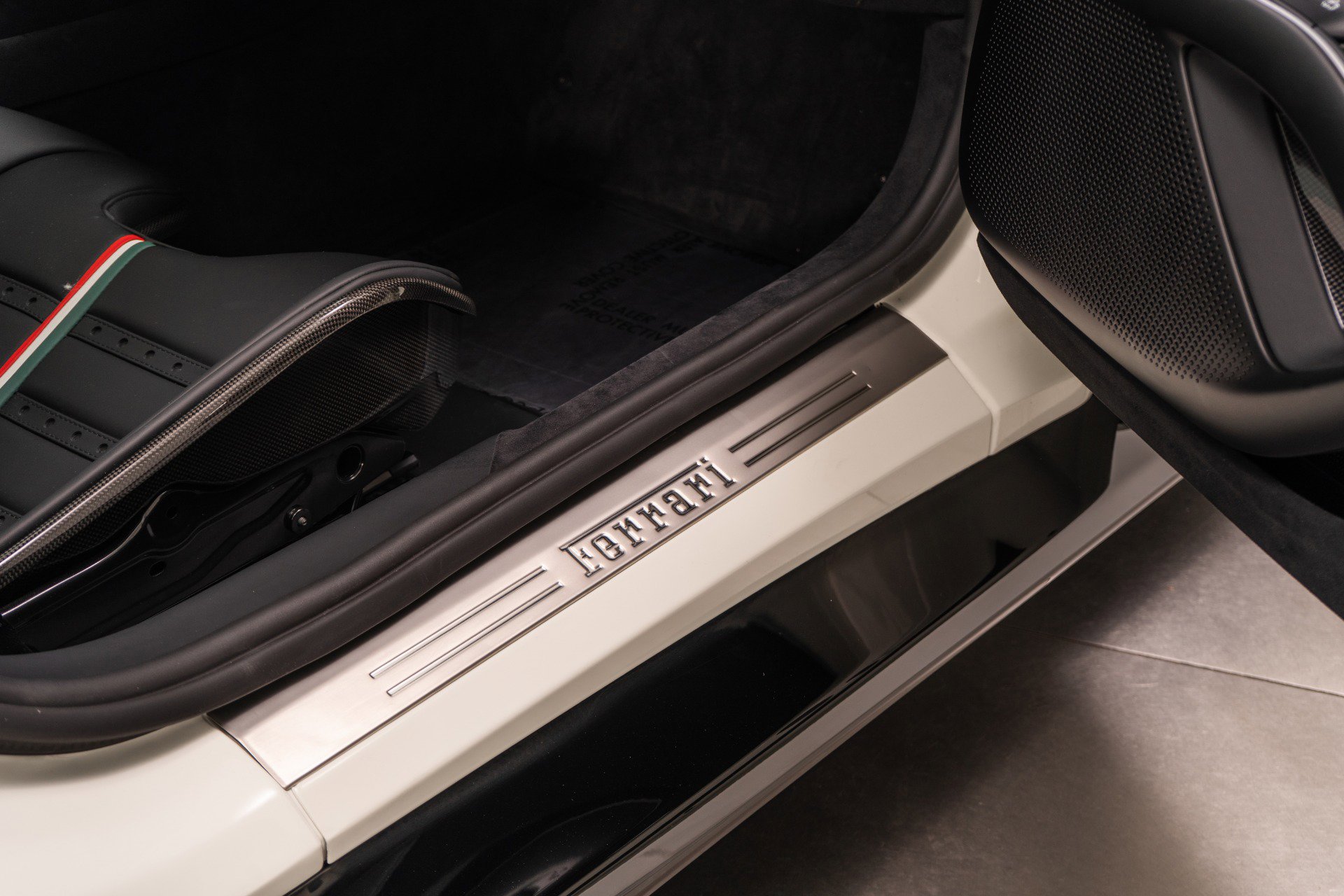 Used 2025 Ferrari 12Cilindri image 31