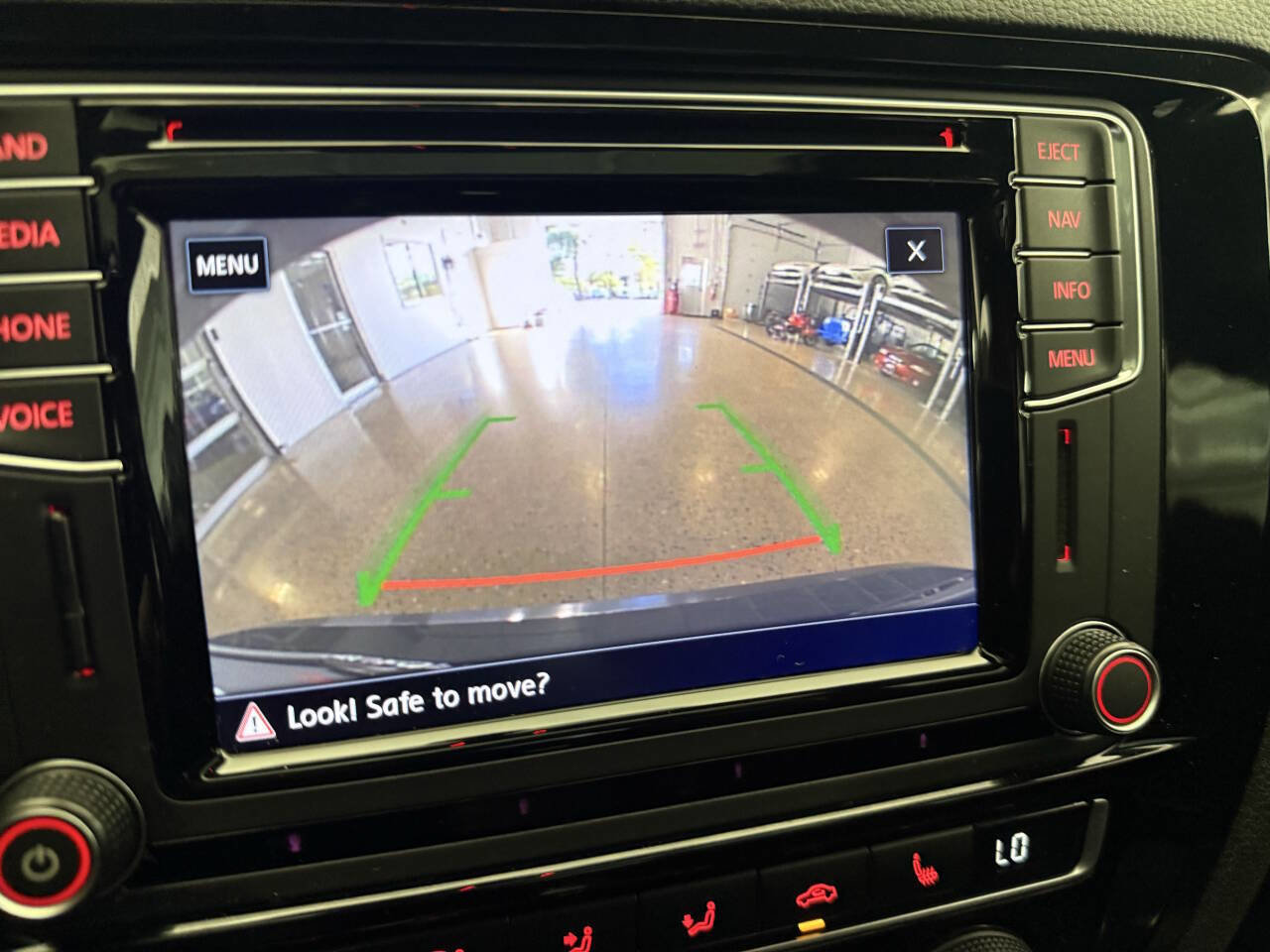 Used 2017 Volkswagen Jetta SEL image 14