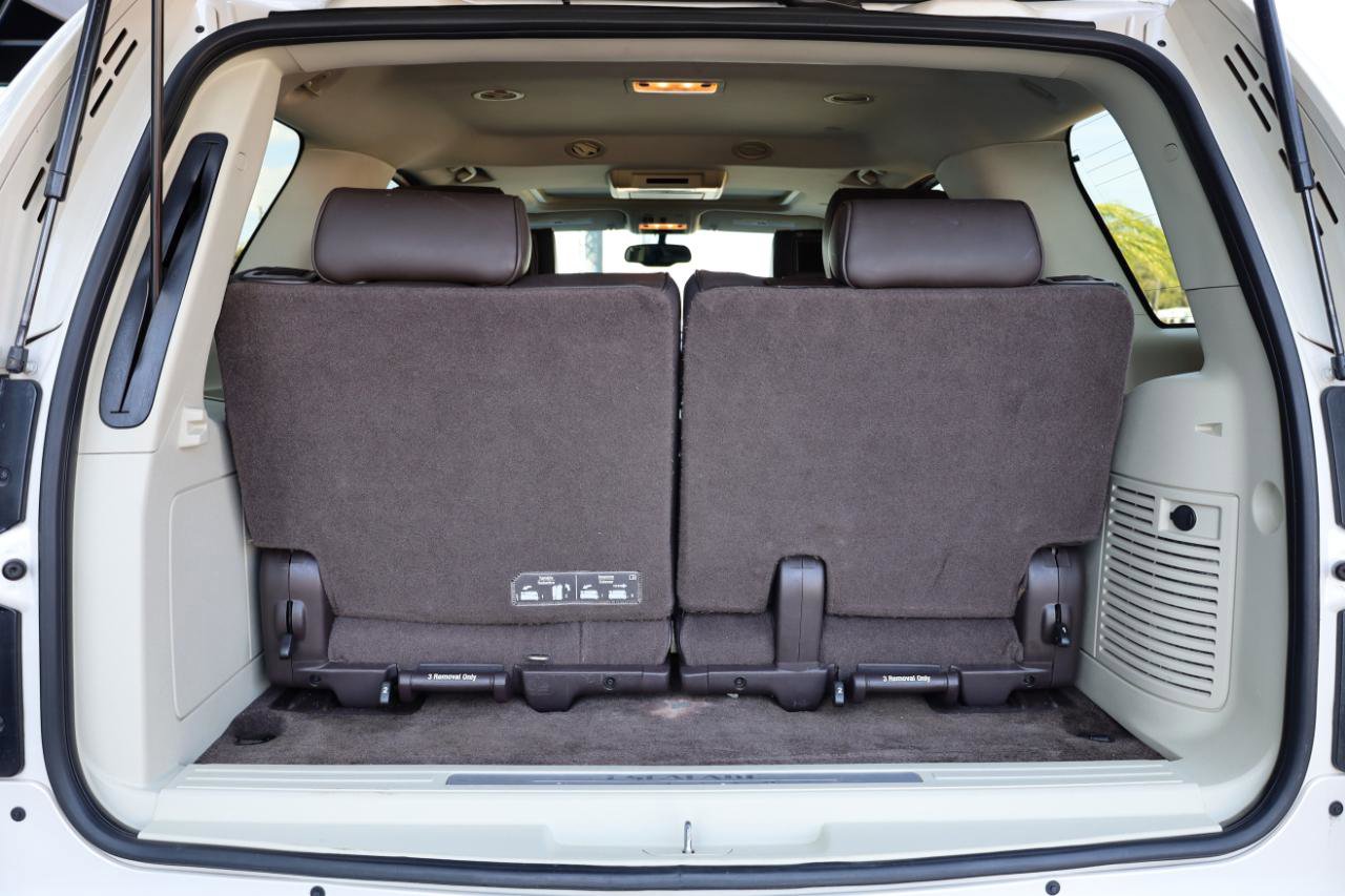 Used 2014 Cadillac Escalade Platinum image 19