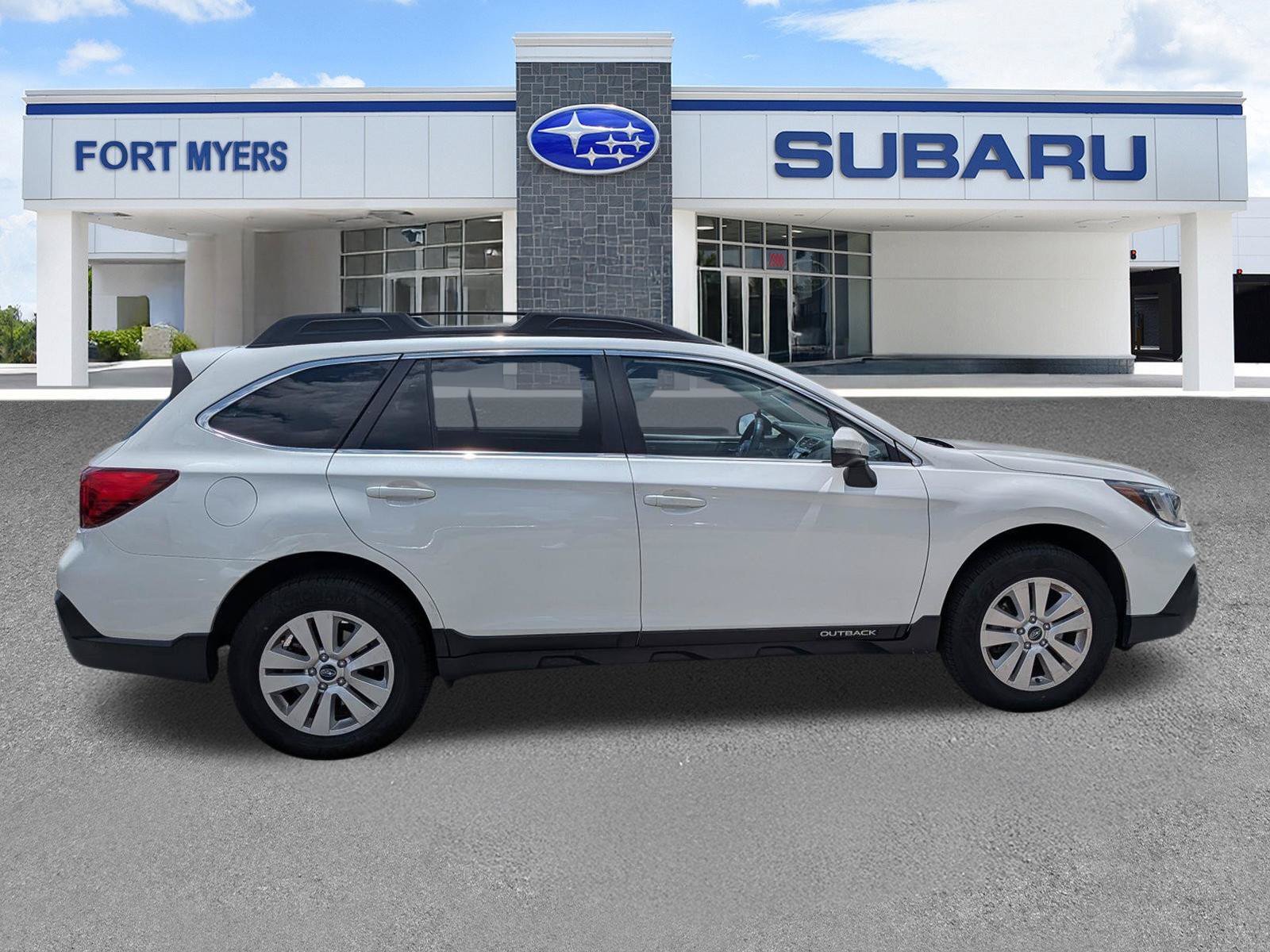 Used 2019 Subaru Outback 2.5i Premium AWD/4WD image 3