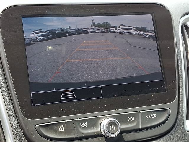 Used 2022 Chevrolet Malibu LT w/ Leather Package image 14