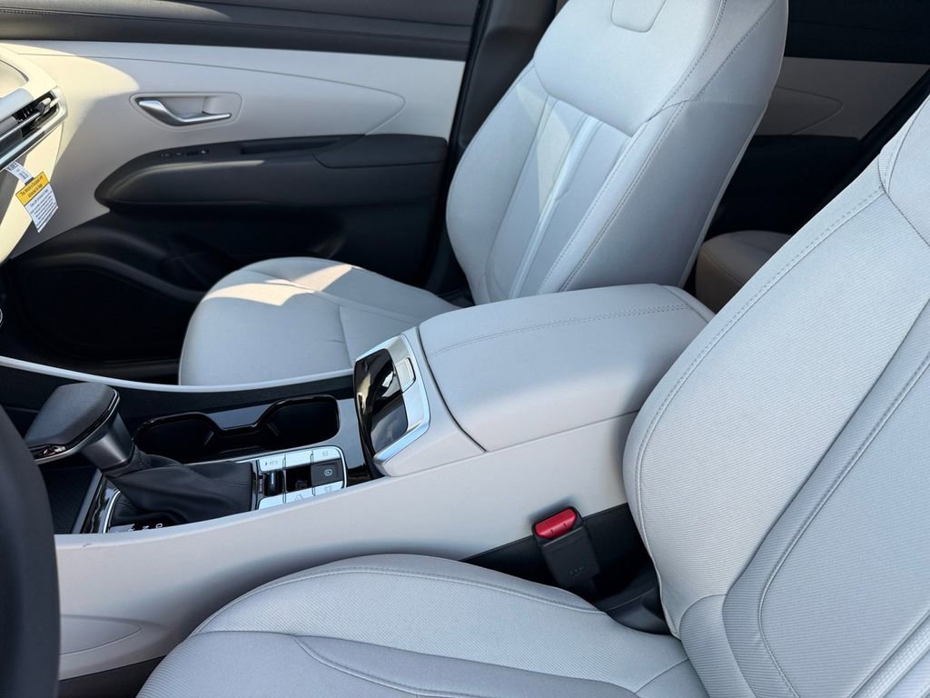 New 2026 Hyundai Tucson SEL FWD image 12