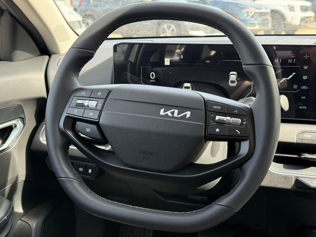 New 2025 Kia K4 GT-Line Turbo FWD image 8
