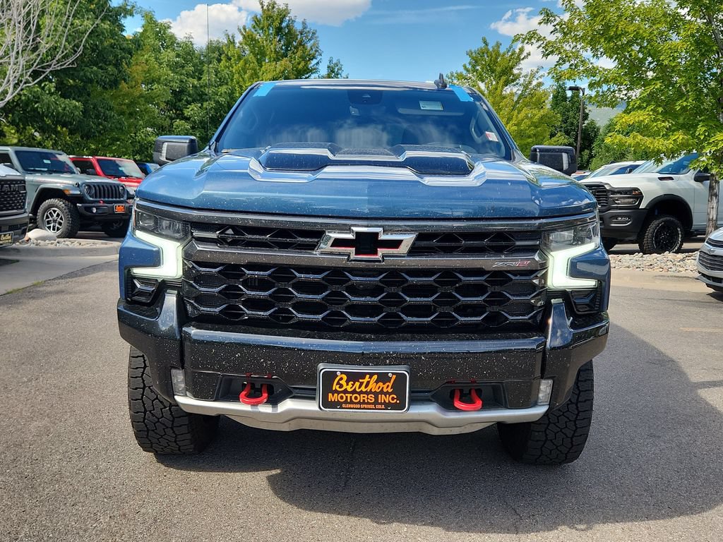 Used 2024 Chevrolet Silverado 1500 ZR2 w/ Technology Package AWD/4WD image 5