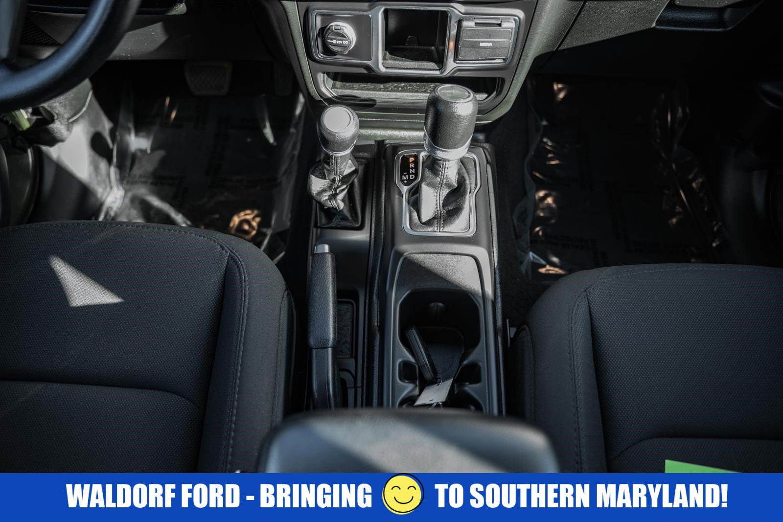 Used 2023 Jeep Gladiator Sport image 25