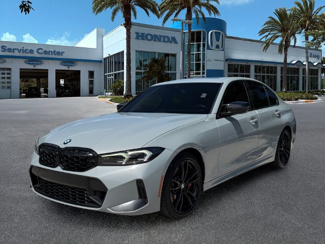 Used 2024 BMW M340i xDrive w/ Shadowloine Package AWD/4WD image 4