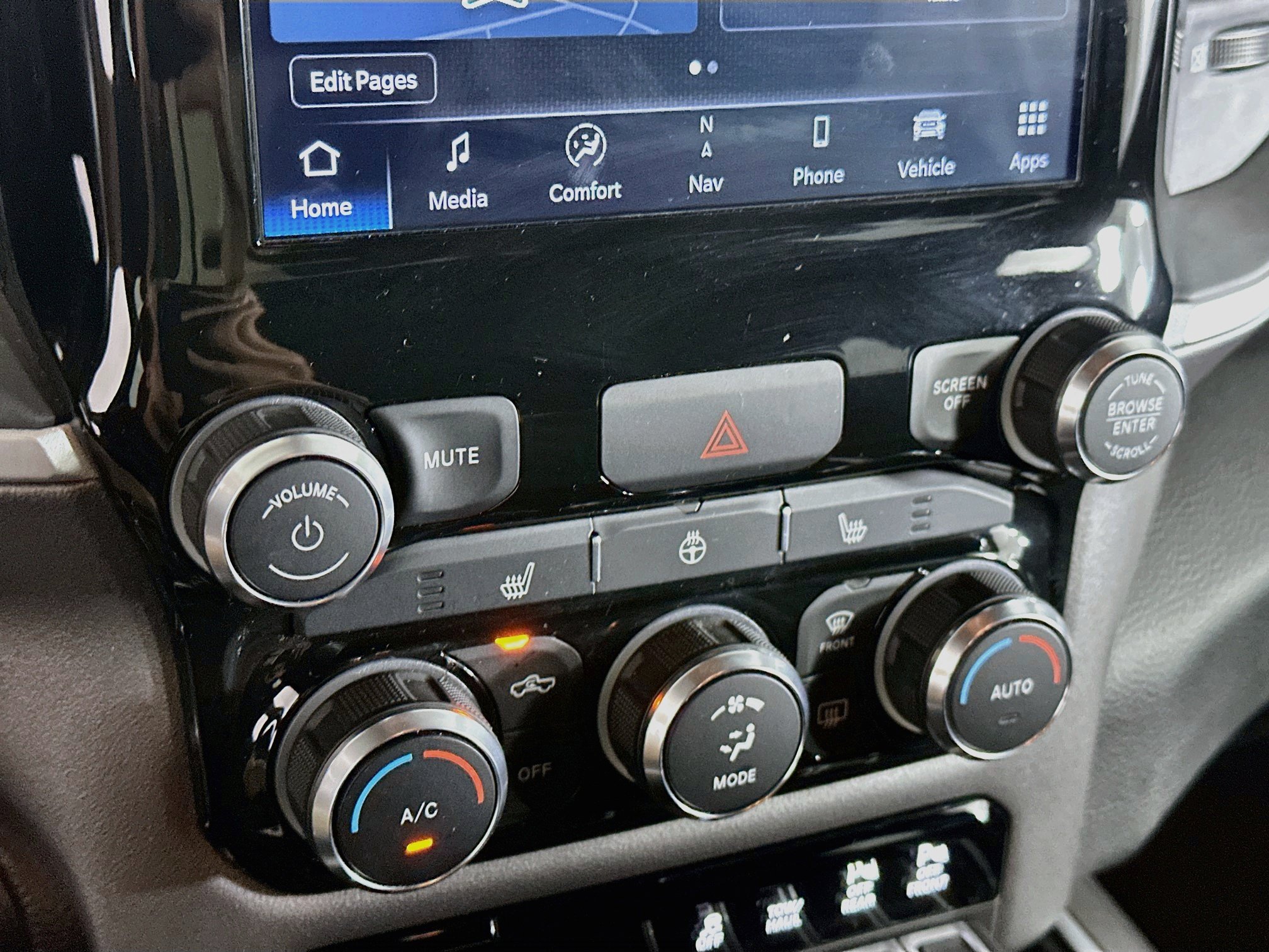 Used 2022 RAM 1500 Big Horn AWD/4WD image 24